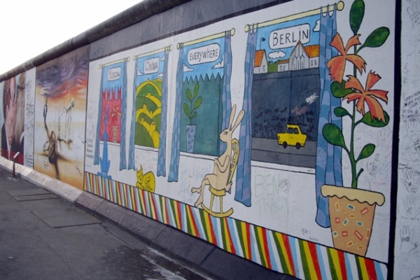 Abriss der East Side Gallery in Berlin geht weiter