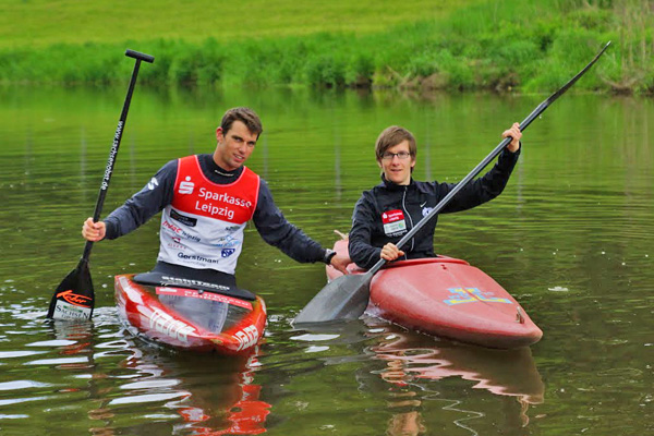 Duell Marathonläufer gegen Kanuprofi beim Sparkassen-paddle & run in Leipzig