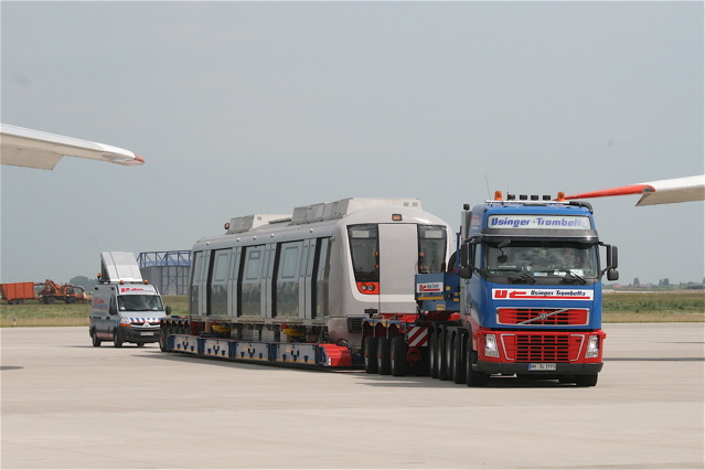 airport_antonov_26_05_2009_11_31_29_8605