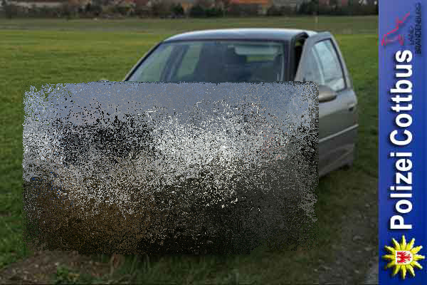 Opel Vectra des Opfers nach dem Auffinden (Kennzeichen: OSL-B 154) Opel Vectra des Opfers nach dem Auffinden (Kennzeichen: OSL-B 154)