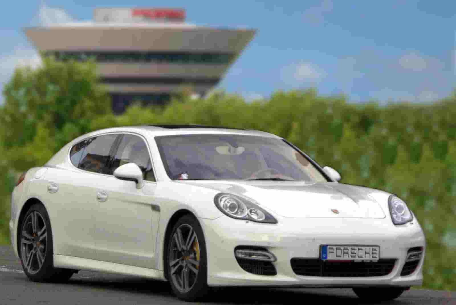 Porsche: US-Geschäft weiter erfreulich, Spende für Pakistan