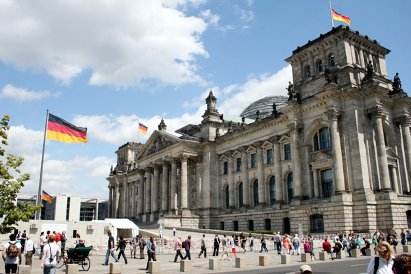 34 Parteien bewerben sich um Bundestagsmandate