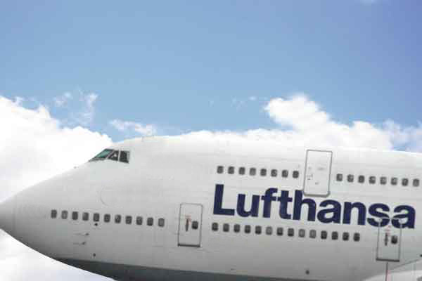 Boeing liefert 75. 747 an Lufthansa aus