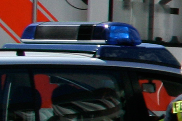 Mann mit Stichverletzung in Gohlis aufgefunden - Polizei Leipzig ermittelt