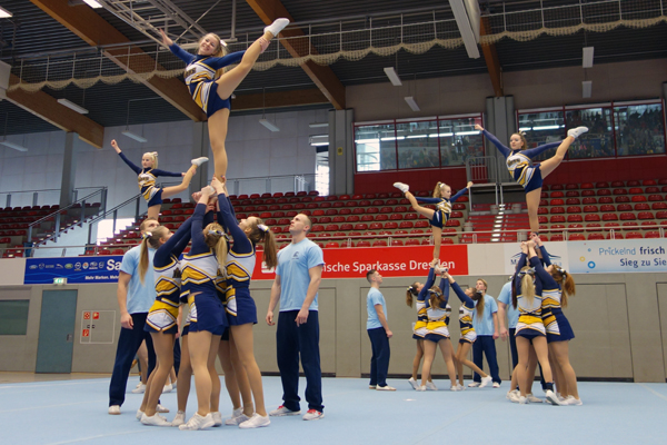 Cheerleader der Leipzig Lions gewinnen vier Landesmeistertitel