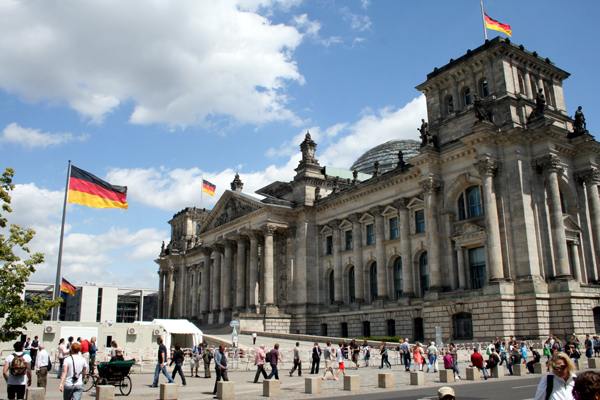 Wolfgang Schäuble zum Bundestagspräsidenten gewählt