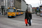 Jugendliche attackieren Straßenbahn in Leipzig- Polizei sucht Zeugen